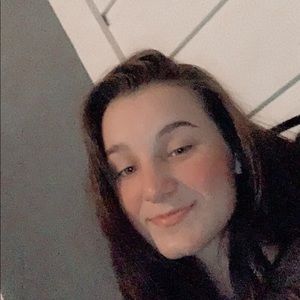 Meet your Posher, Lilly